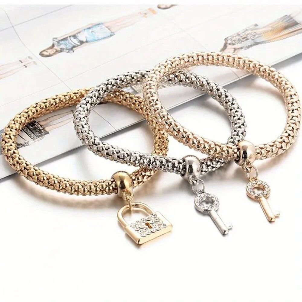 Set of 3 Stackable Bracelets w Lock and Key Shape Pendant